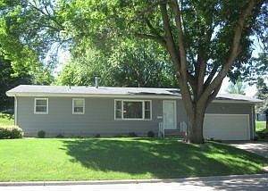1st image of 1102 E Richway Dr