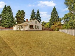 2616 NE 117th St, Seattle, WA 98125