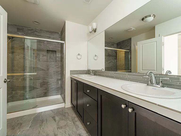 1037 N Fairhope Pl — Photo 21
