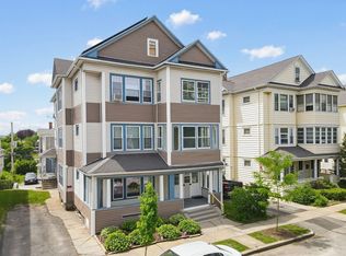 17 N Woodford St, Worcester, MA 01604