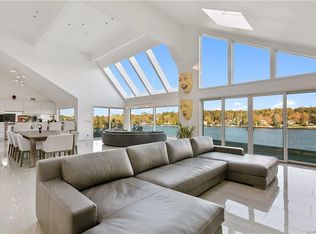 740 S Lake Blvd, Mahopac, NY 10541