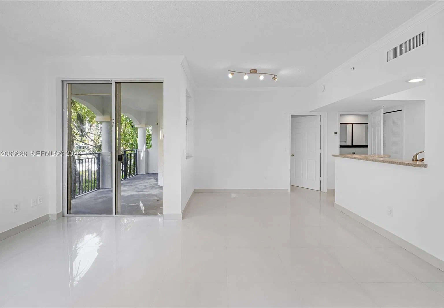 Village By The Bay Condo — Photo 3