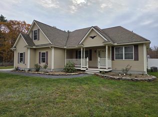 631 Salmon Falls Rd, Rochester, NH 03868