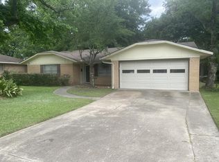 302 Cunningham Dr, Lufkin, TX 75901