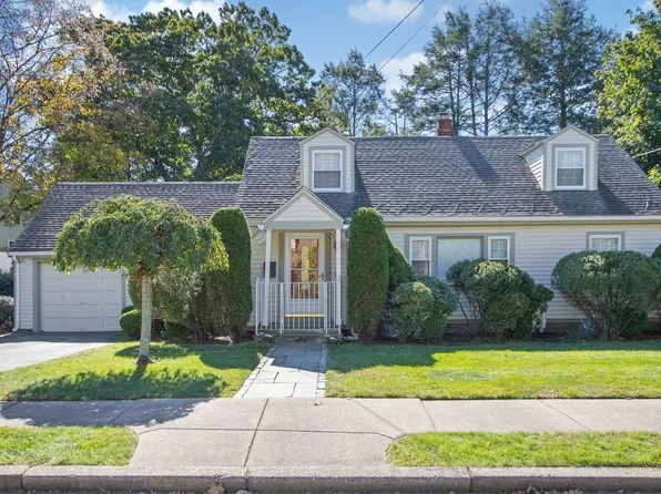 28 Truman Rd, Newton, MA 02459