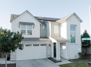 4407 S Ernest St, Visalia, CA