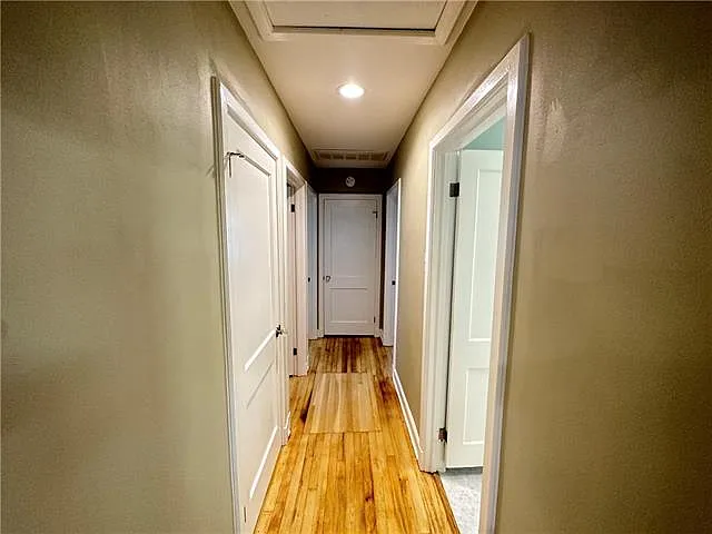 930 Evergreen Dr — Photo 5
