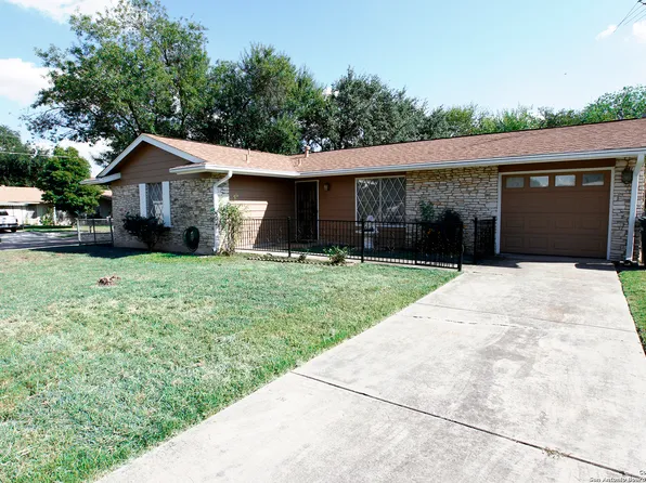 102 MEADOW GLADE DR, San Antonio, TX 78227