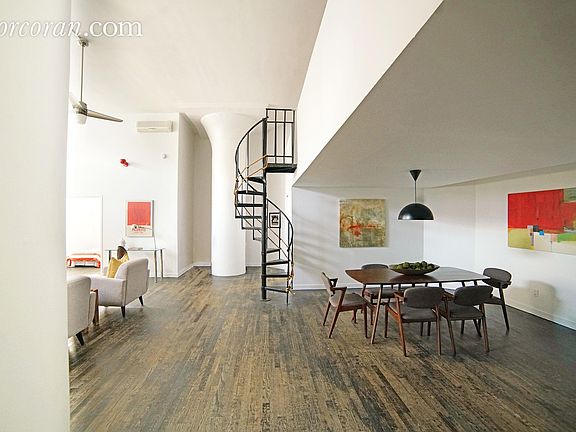 5th image of 110 Clifton Pl APT 1E