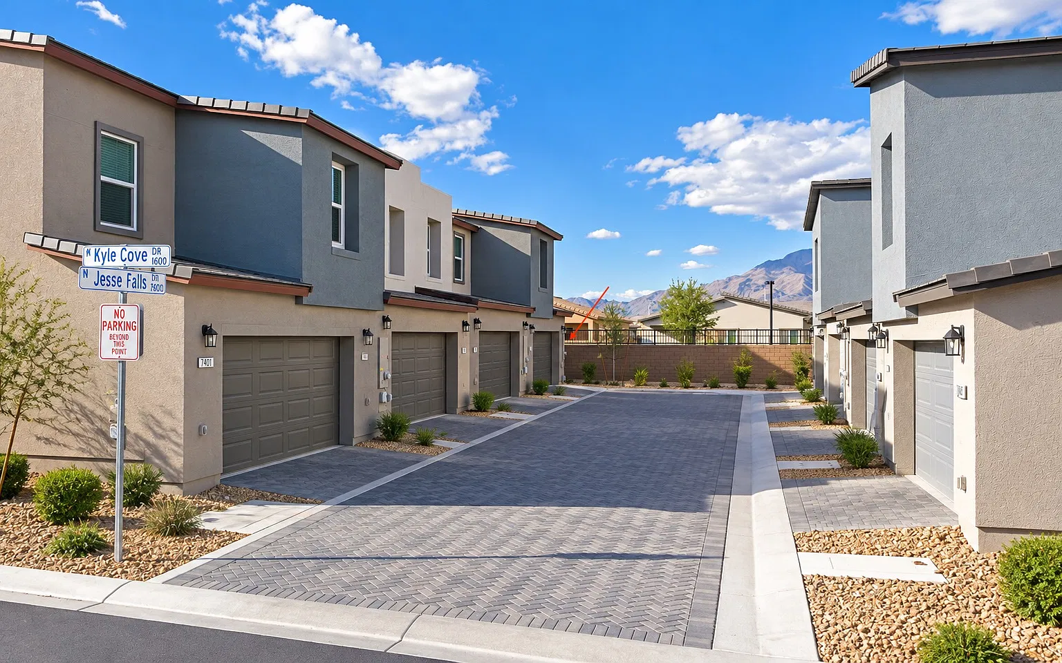 Tule Springs 3-Bedroom Townhome + Loft in Gated Community — Photo 1