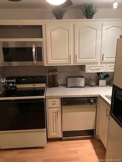 1st image of 8821 Sunrise Lakes Blvd APT 107