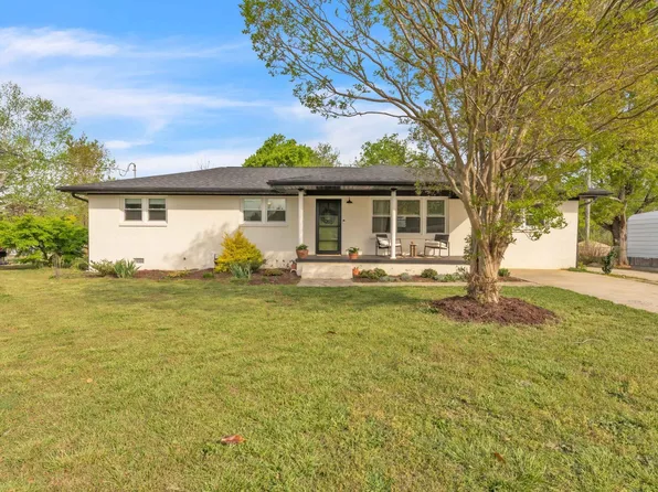 108 Avery St, Greenville, SC 29617