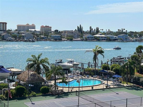 660 Island Way APT 607