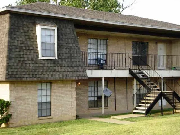224 Vista Way, Benbrook, TX 76126