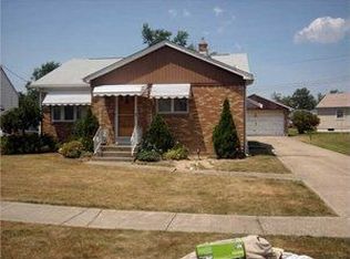 85 Cathedral Ln, Buffalo, NY 14225