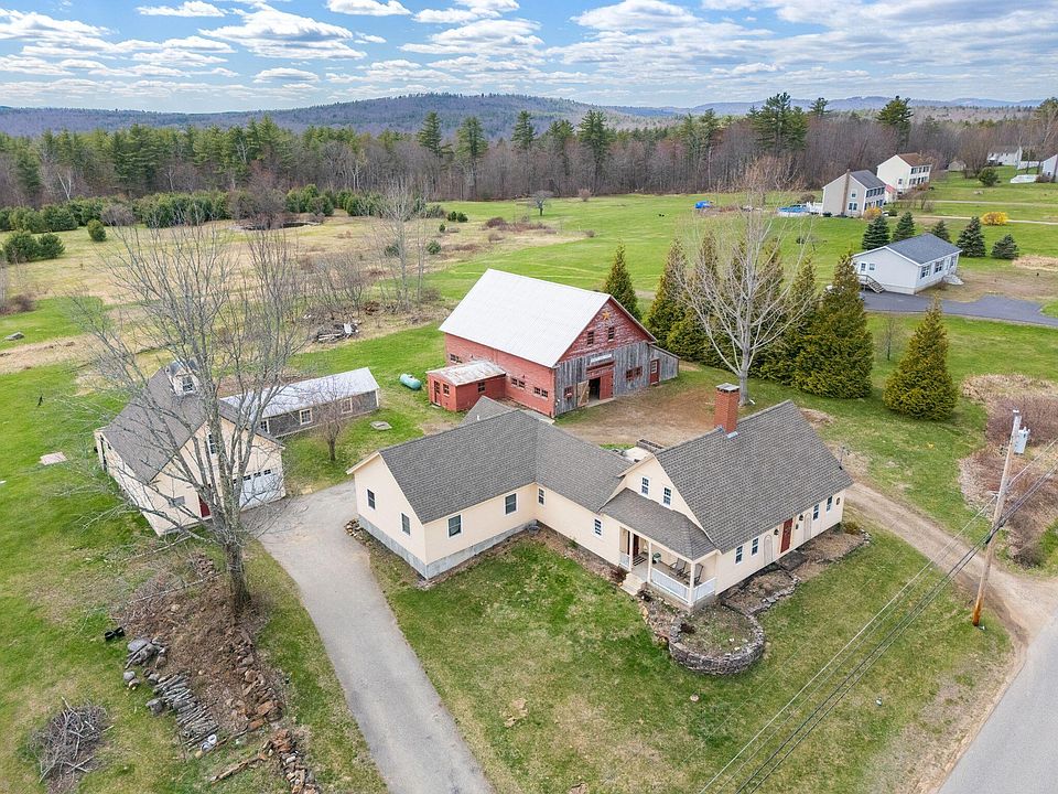 1st image of 662 Center Road