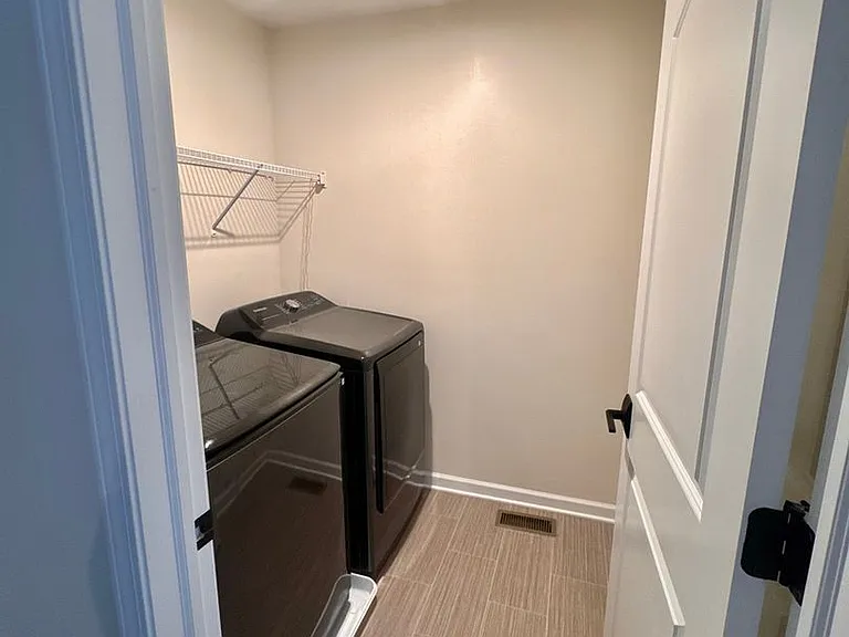 306 Raccoon Ave — Photo 24
