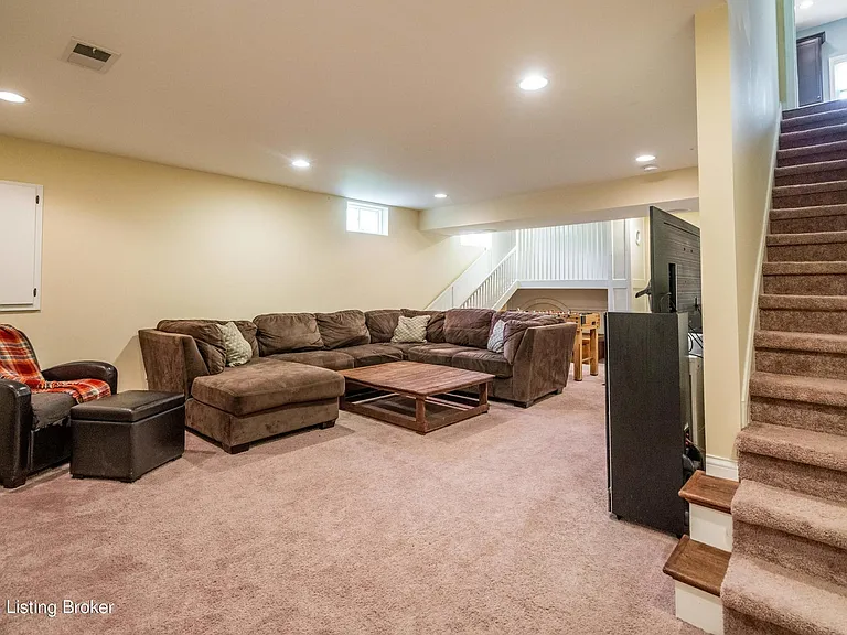 4007 Emerald Spring Pl — Photo 24