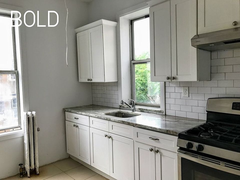 1st image of 272 Sackett St #2