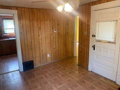 5th image of 721 Forest Ave