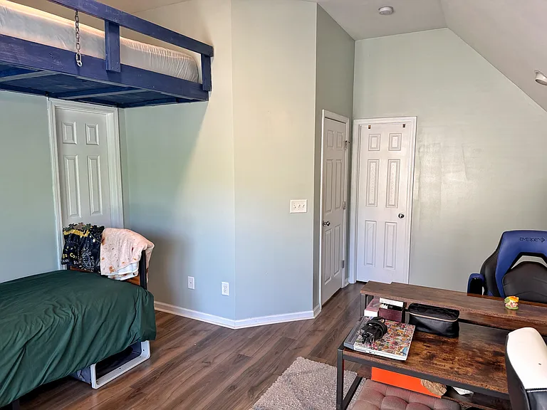 703 Stagecoach Dr — Photo 33