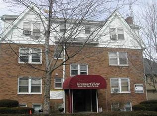1108 W Nevada St APT 12, Urbana, IL 61801