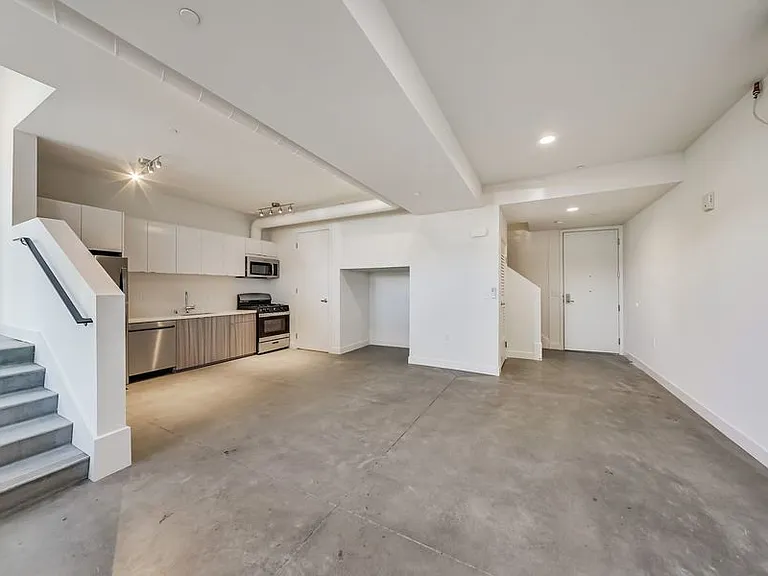 950 Lofts — Photo 61