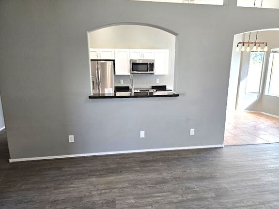 4th image of 8832 N Mesquite Bluffs Pl
