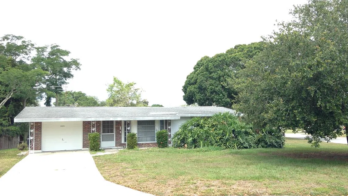 2 bed, 1.5 bath, 1000 sqft, $2,000 — Photo 1