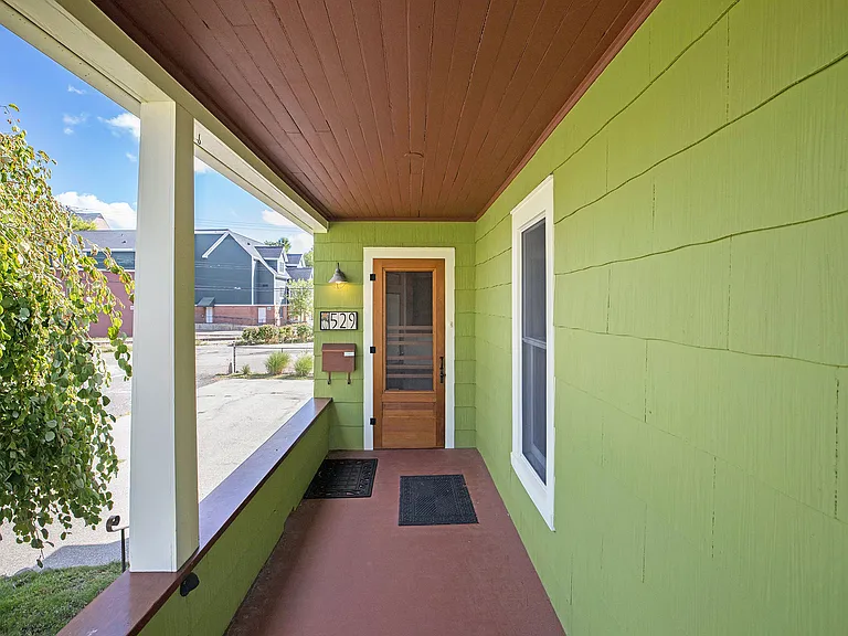 529 S Ashley St — Photo 24