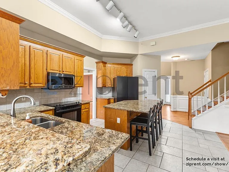 9216 Crofton Springs Dr — Photo 8