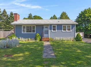 9 Hayward Ct, Saint John, NB E2K 2A4