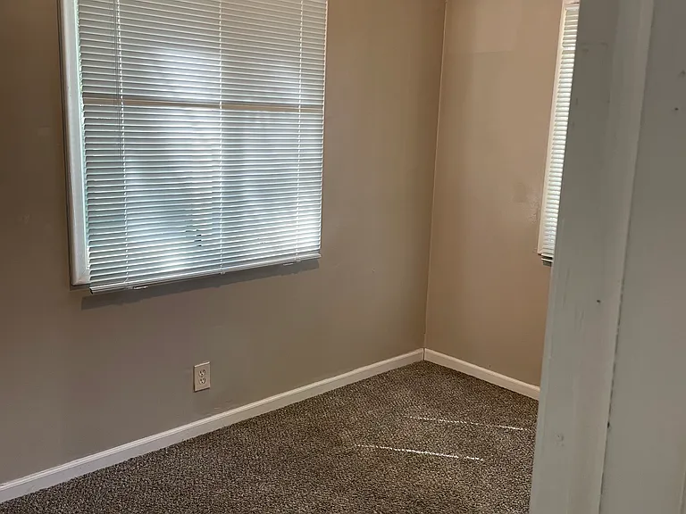 5107 Winsford By Way — Photo 9