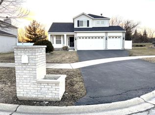 806 Tall Grass Trl, Matteson, IL 60443