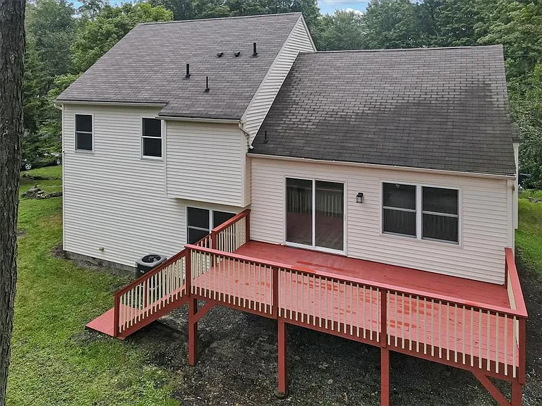 2704 Starlight Ter — Photo 3