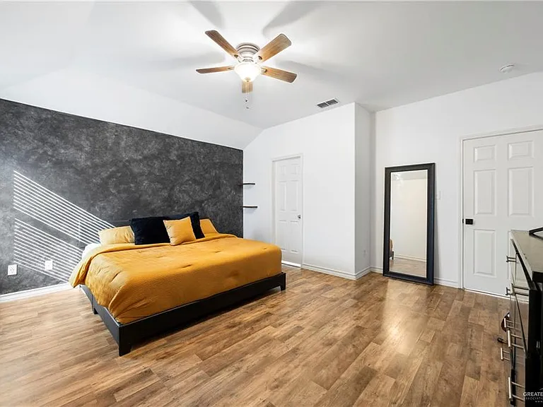 3719 Alvarado St — Photo 8