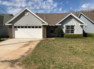 429 Sandy Ridge Cir, Mary Esther, FL 32569