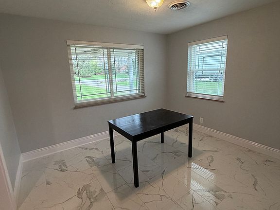 4th image of 8611 Butler Warren Rd