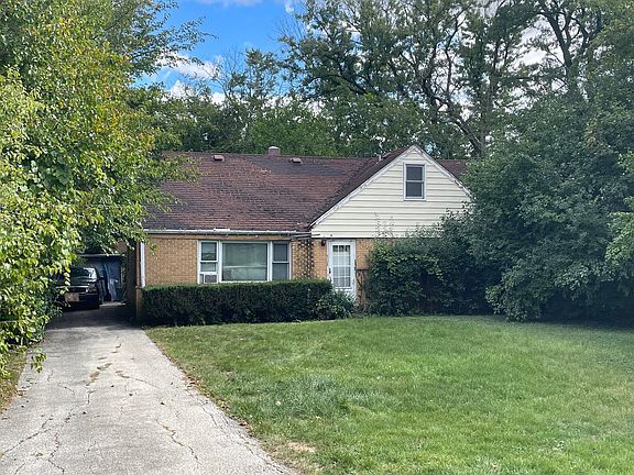 2nd image of 6 435 Richmond Ave