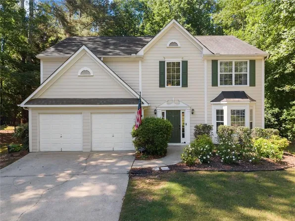 5760 Woodstone Dr, Cumming, GA 30028
