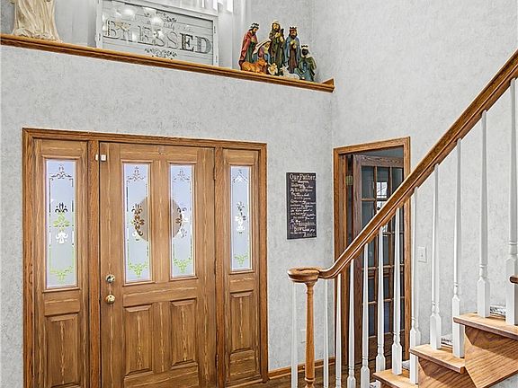 4th image of 1509 New England Dr SE