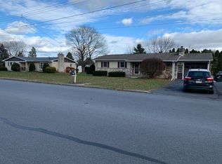 212 Plaza Dr, Palmyra, PA 17078