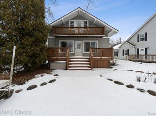1354 Bayview St, White Lake, MI