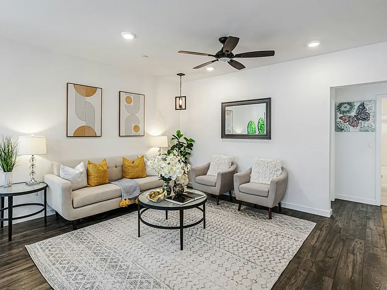 1833 Newbury Park Dr — Photo 4