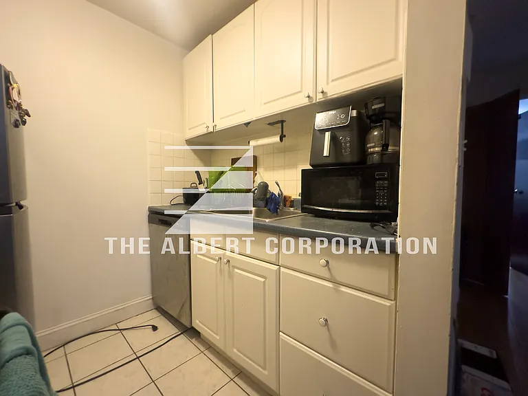 140 Kenrick St #17 — Photo 9