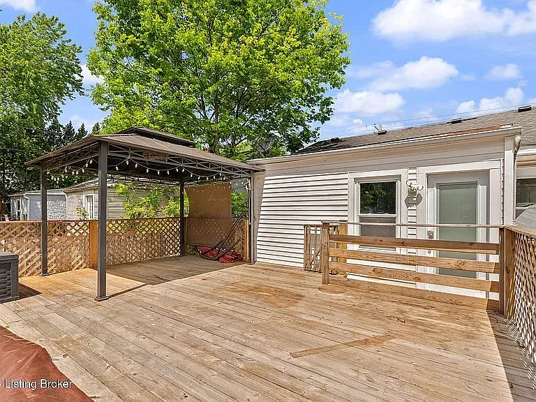 736 Iowa Ave — Photo 12