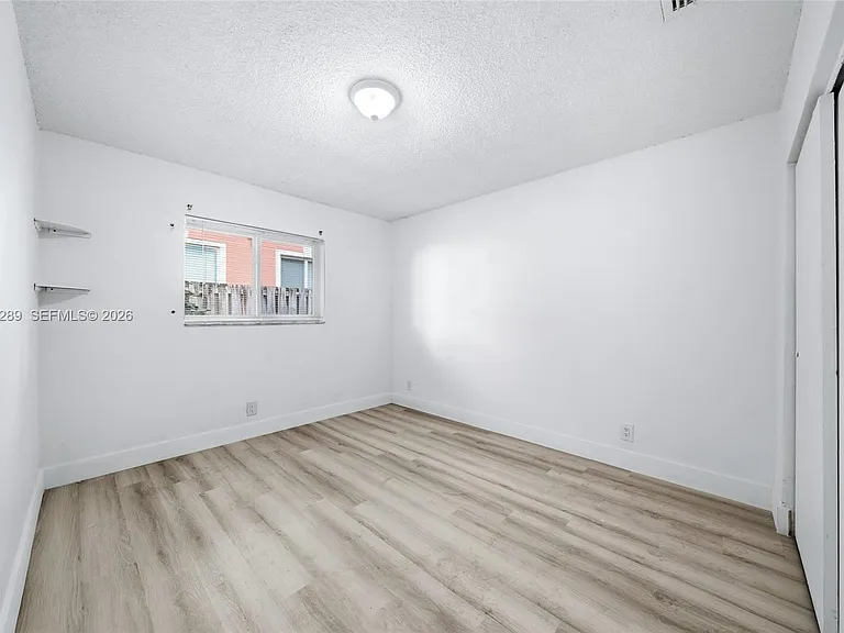 446 SW 4th Ave #2 — Photo 7
