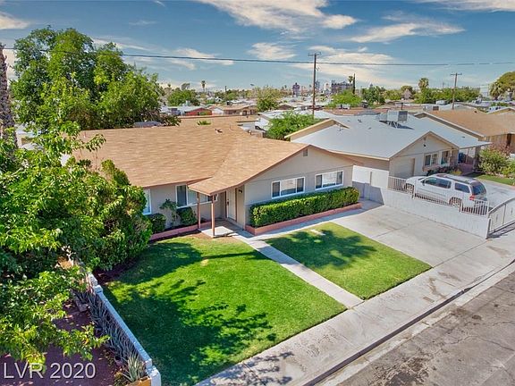 4th image of 4509 Mayflower Ln