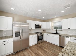 2804 Traveller Dr, League City, TX 77573
