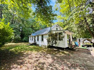 281 Annabessacook Rd, Winthrop, ME 04364